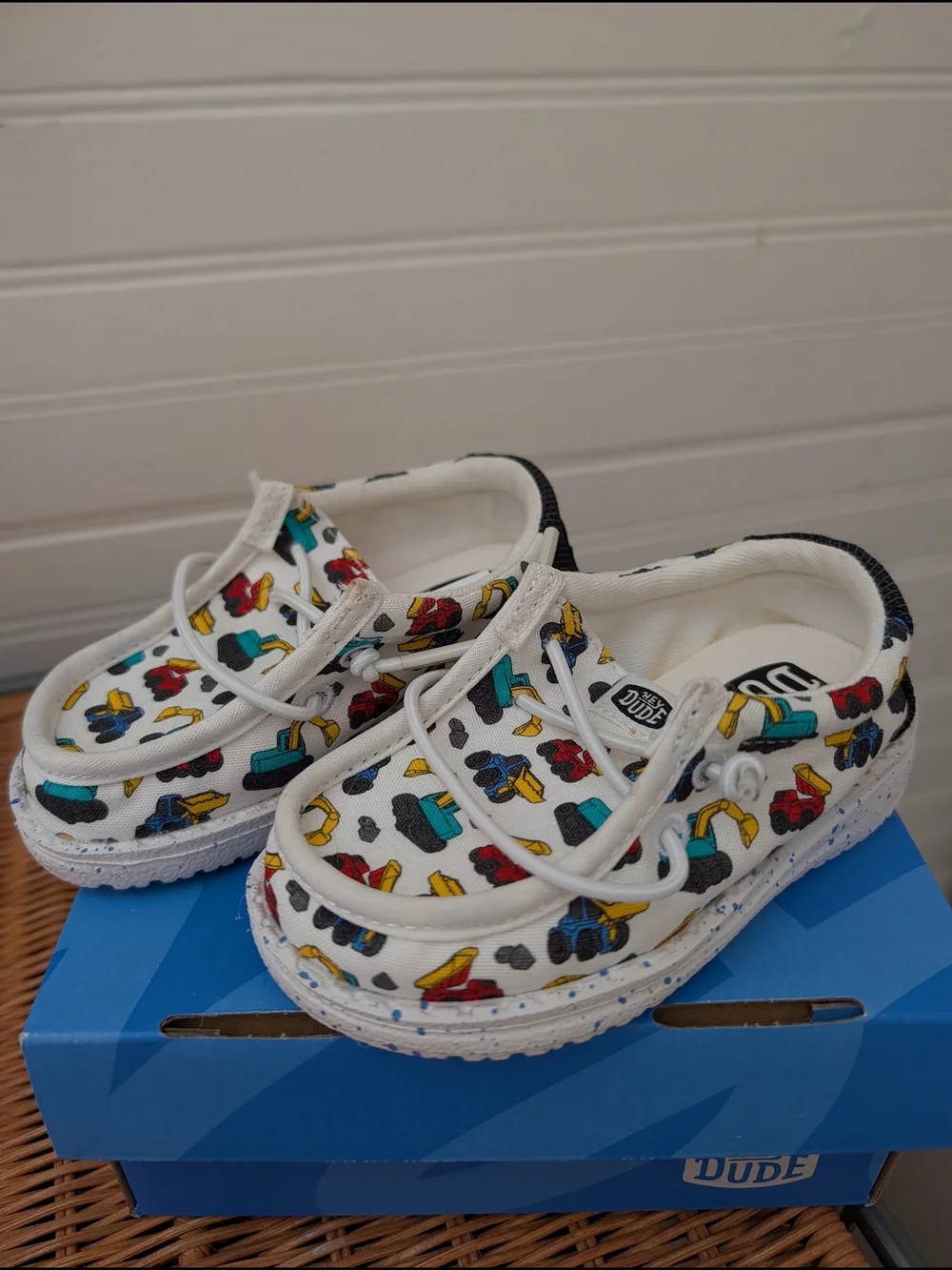 Hey Dude Toddler Truck Sneakers Size 6 NEW